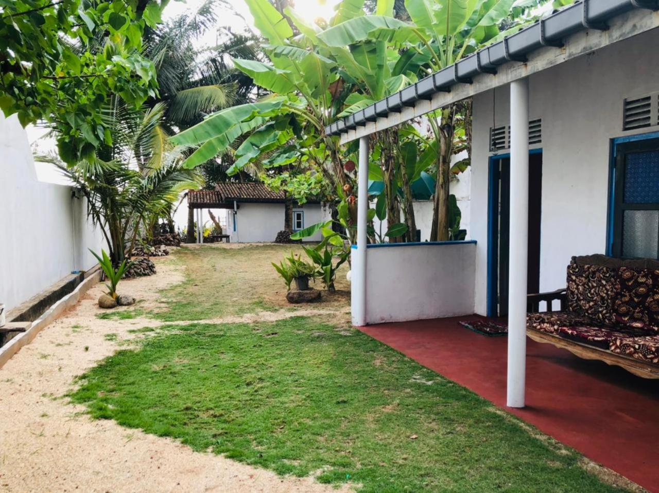 Sunset Beach Cabana 앰발랑고다 외부 사진